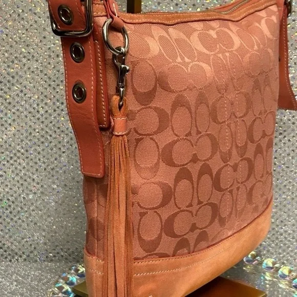 🌟SOLD🌟 Coach Vintage Signature Slim Duffel Brown/Khaki Crossbody Bag EUC - Picture 10 of 16